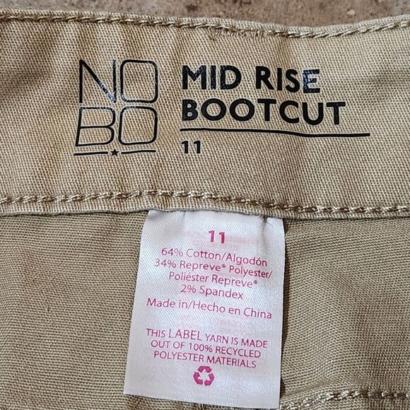 Junior Size 11 Pants Lot – Mudd Capris + NOBO Bootcut, Beige & Denim - Picture 8 of 14